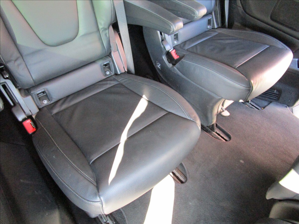 Mercedes-Benz Třídy V Kombi 2,1 l 140 kw