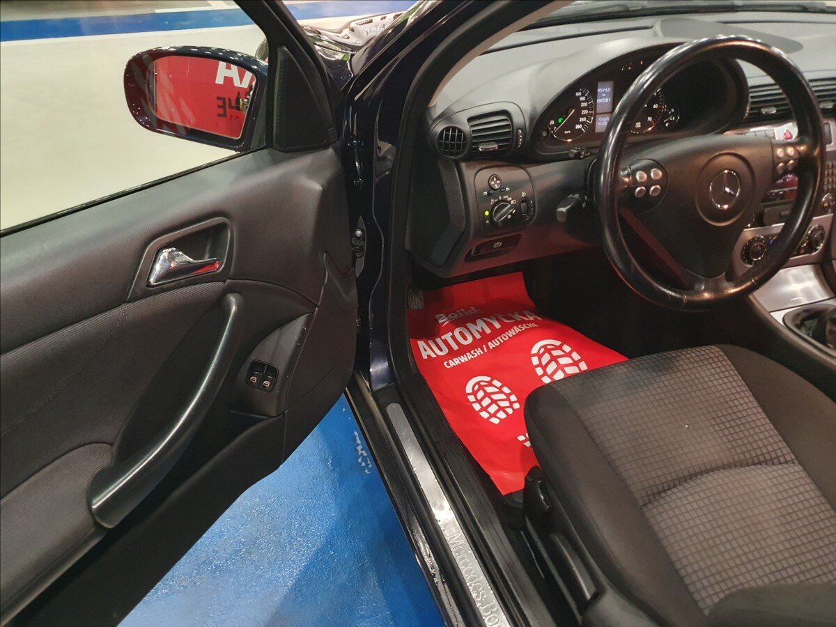 Mercedes-Benz Třídy C Hatchback 1,8 l 105 kw