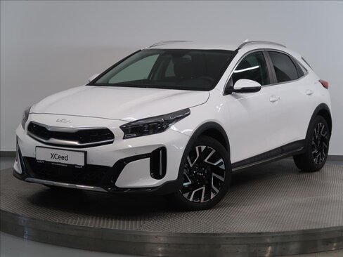 KIA XCeed CUV / Crossover 1,5 l 103 kw