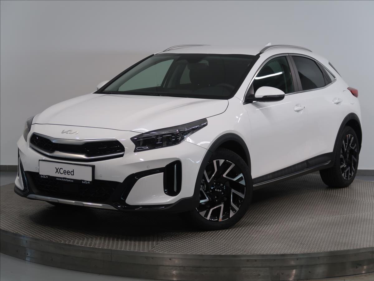 KIA XCeed CUV / Crossover 1,5 l 103 kw