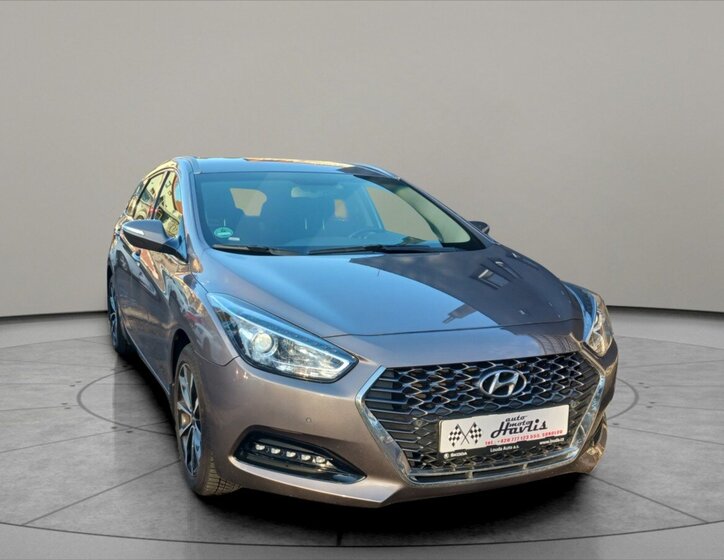 Hyundai i40 Kombi 1,6 l 100 kw