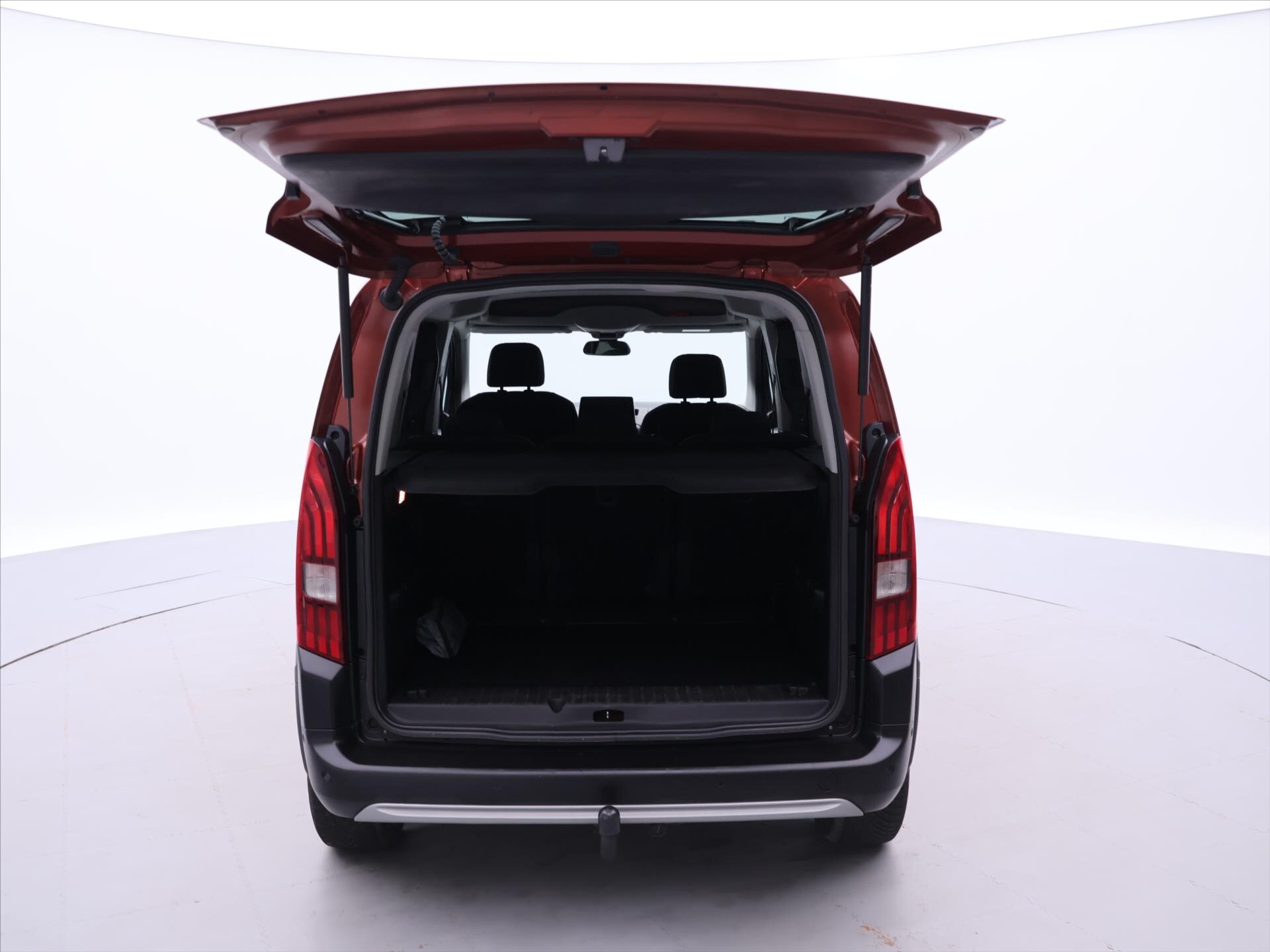 Peugeot Rifter MPV 1,5 l 96 kw