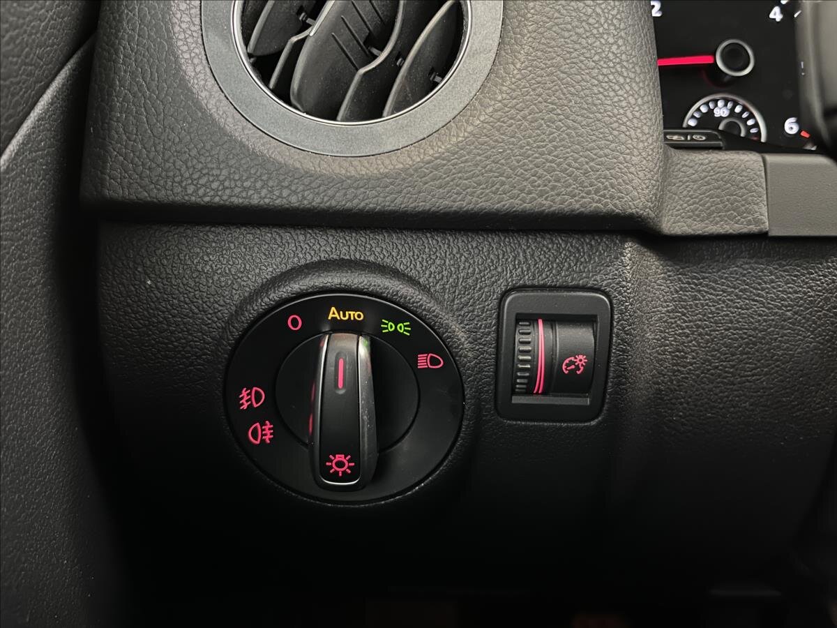 Volkswagen Tiguan SUV 2,0 l 103 kw