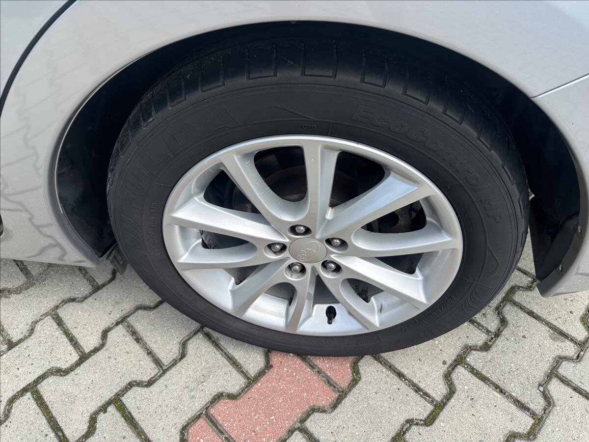 Subaru Impreza Hatchback 1,6 l 84 kw