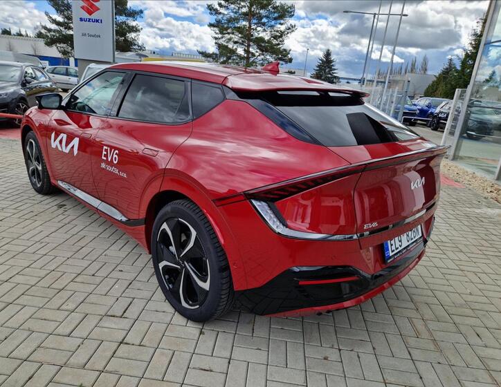KIA EV6 7