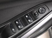 Opel Grandland X SUV / Terénní 1,6 l 88 kw