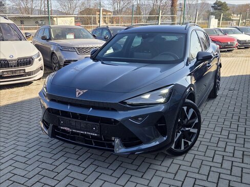 Cupra Formentor SUV / Terénní 2,0 l 245 kw