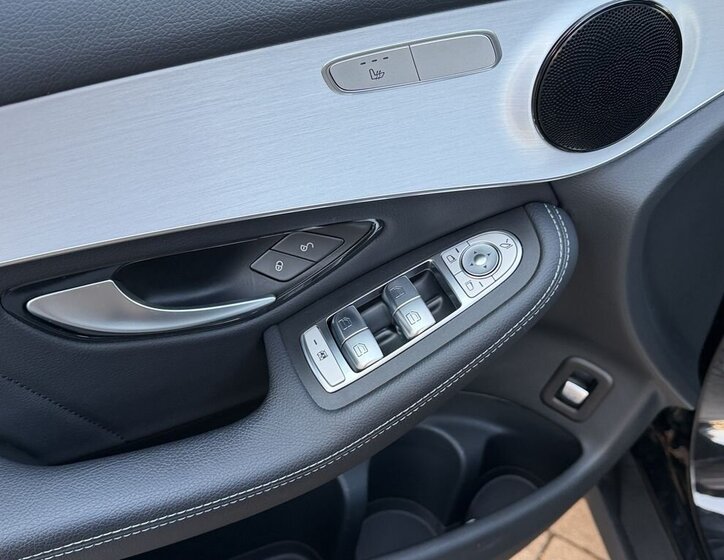 Mercedes-Benz GLC SUV / Terénní 2,0 l 143 kw