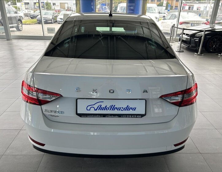 Škoda Superb Sedan 2,0 l 110 kw