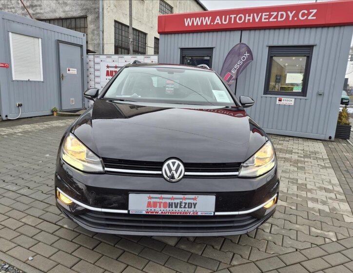 Volkswagen Golf Kombi 1,5 l 110 kw