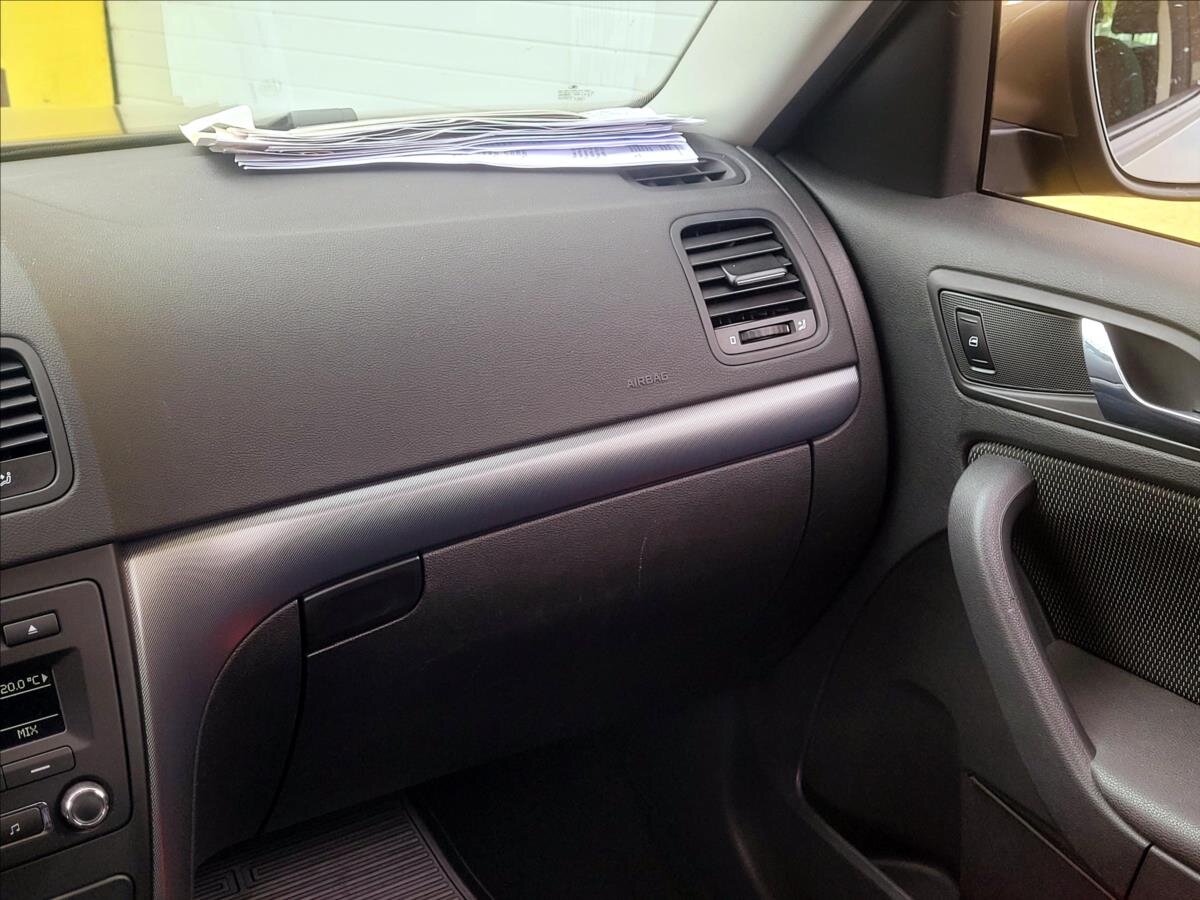 Škoda Yeti SUV / Terénní 1,2 l 77 kw