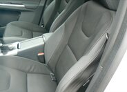 Volvo XC60 SUV 2,4 l 120 kw