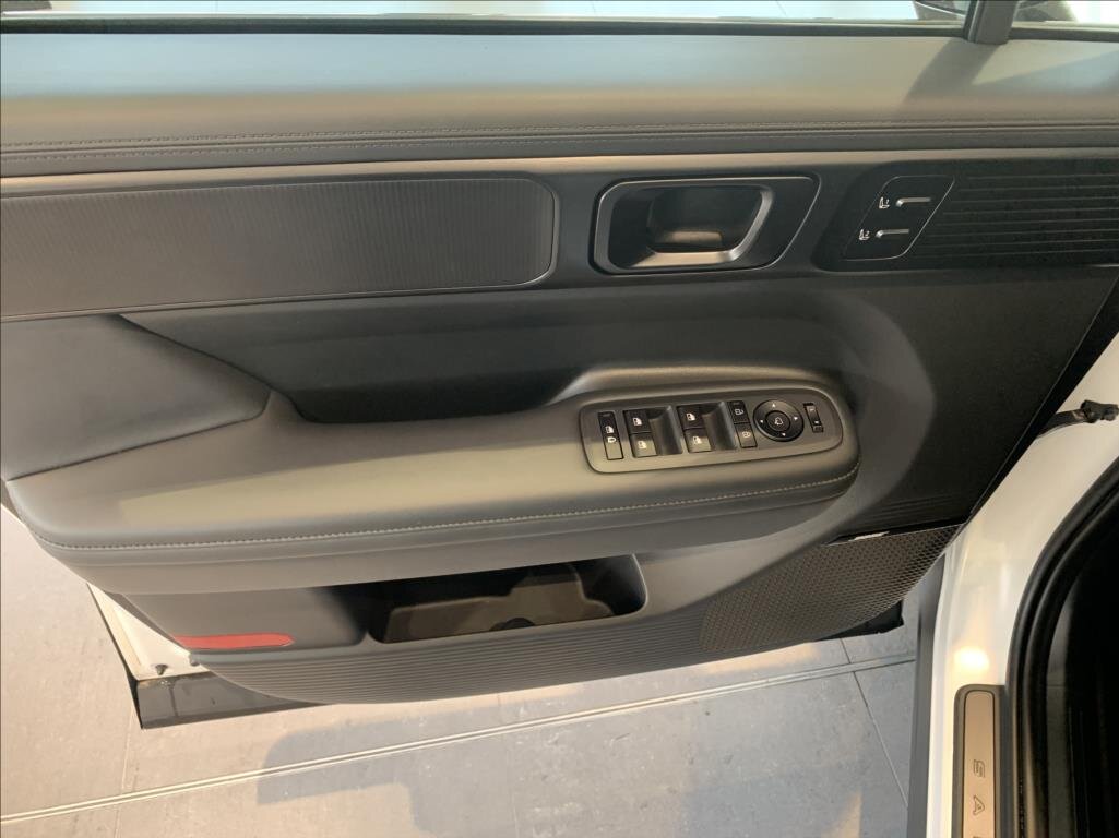 Hyundai Santa Fe SUV 1,6 l 178 kw