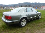 Audi A8 10