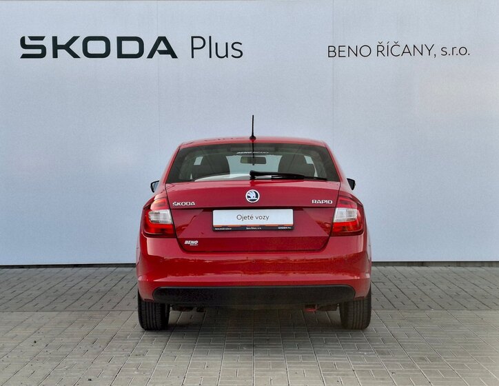 Škoda Rapid Sedan / Limuzína 1,2 l 66 kw