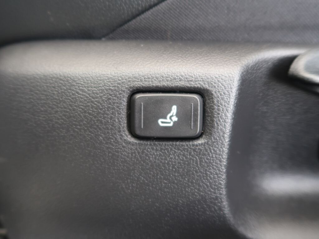 Toyota C-HR SUV / Terénní 1,8 l 72 kw