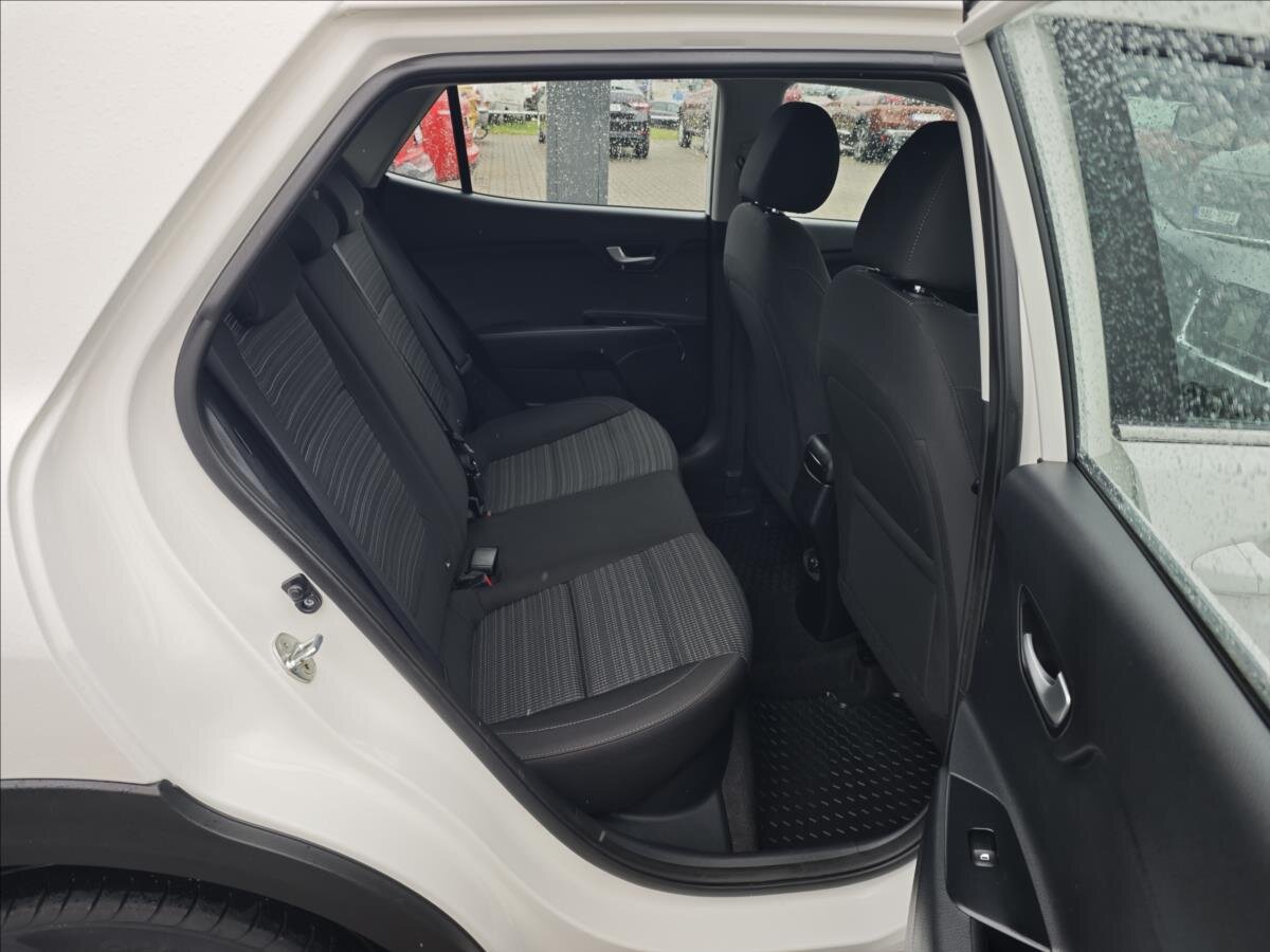 KIA Stonic SUV / Terénní 1,4 l 73 kw