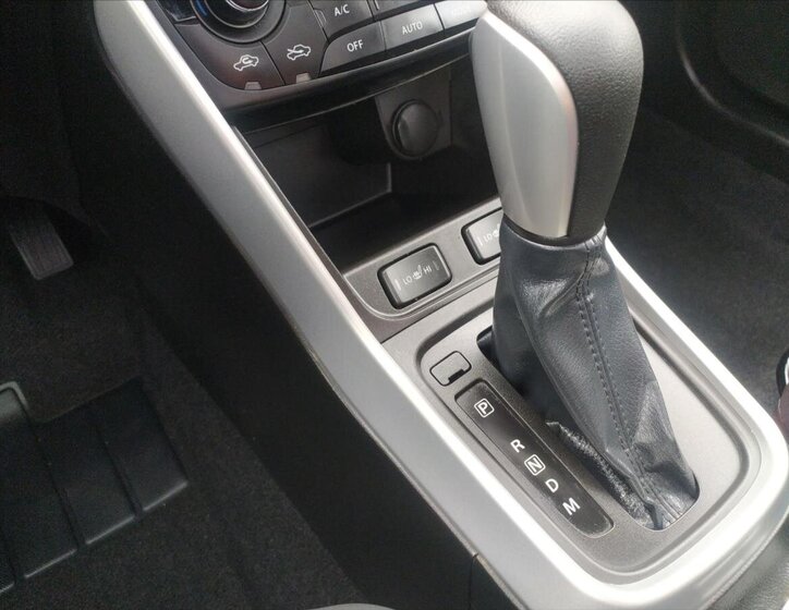 Suzuki SX4 S-Cross 21