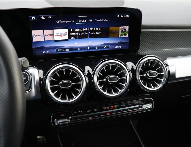 Mercedes-Benz GLB 31