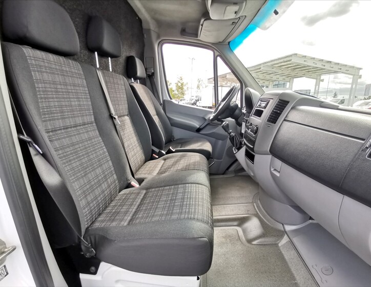 Mercedes-Benz Sprinter 6