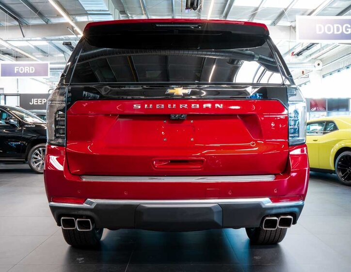 Chevrolet Suburban SUV / Terénní 6,2 l 313 kw