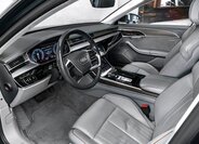 Audi A8 10