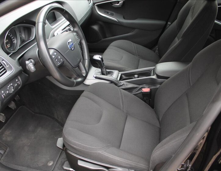 Volvo V40 Hatchback 2,0 l 88 kw