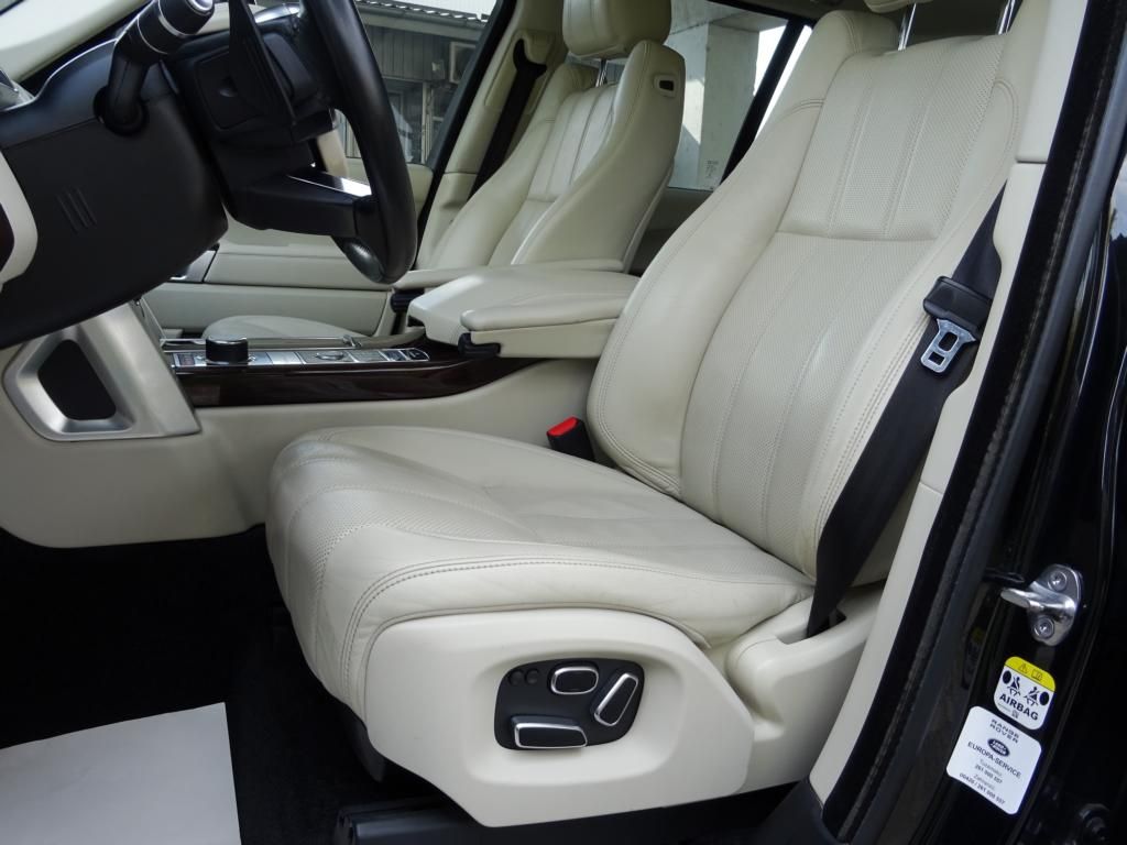 Land Rover Range Rover SUV 4,4 l 250 kw