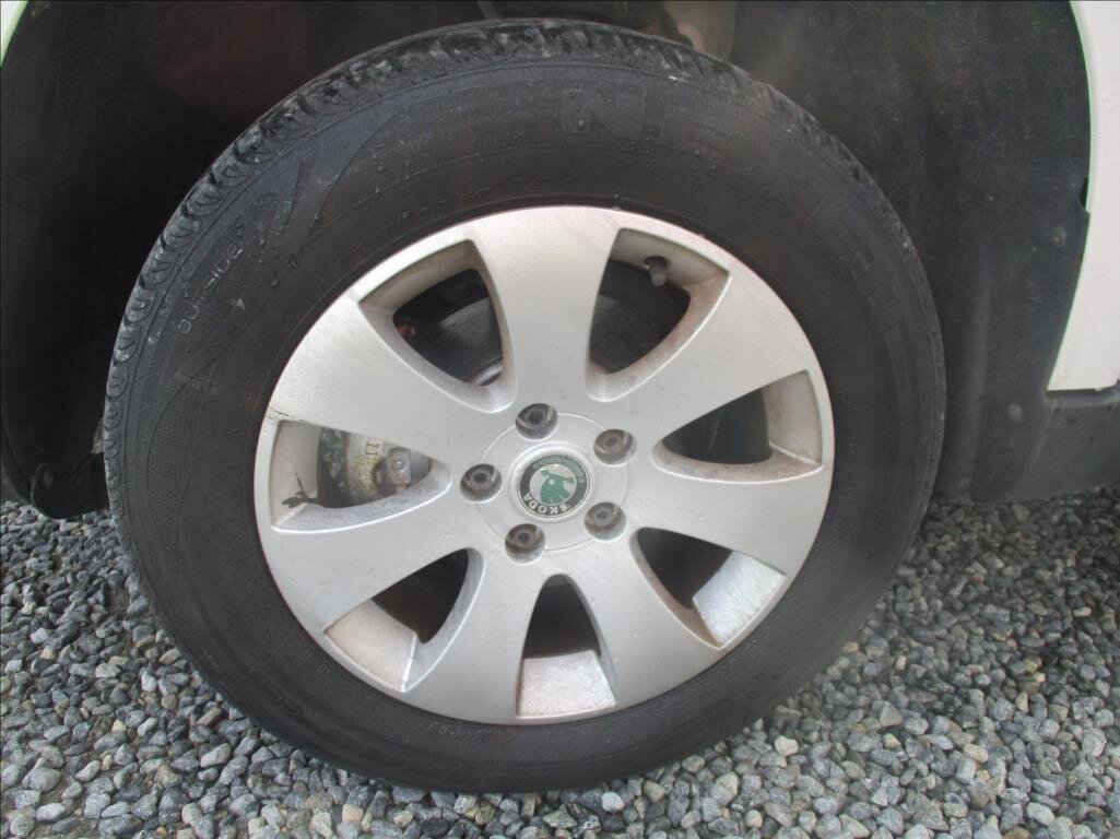 Škoda Yeti SUV / Terénní 1,4 l 90 kw