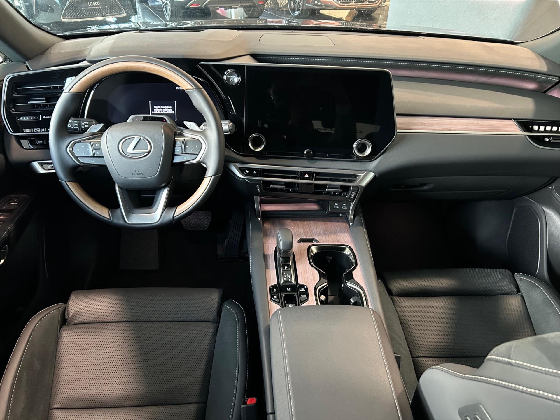 Lexus RX 450h+ SUV / Terénní 2,5 l 227 kw