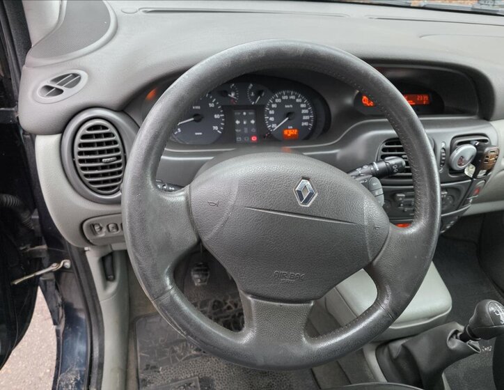 Renault Scénic Kombi 1,6 l 79 kw