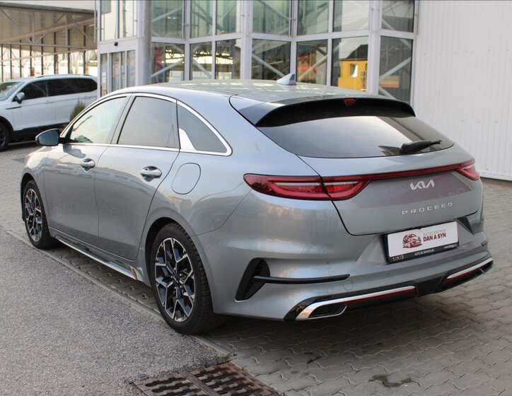 KIA ProCeed Hatchback 1,5 l 117 kw