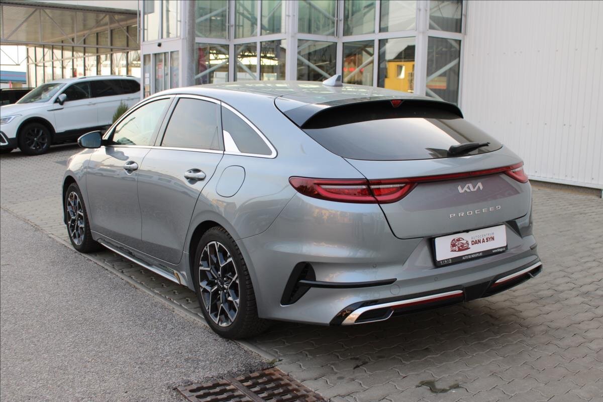 KIA ProCeed Hatchback 1,5 l 117 kw