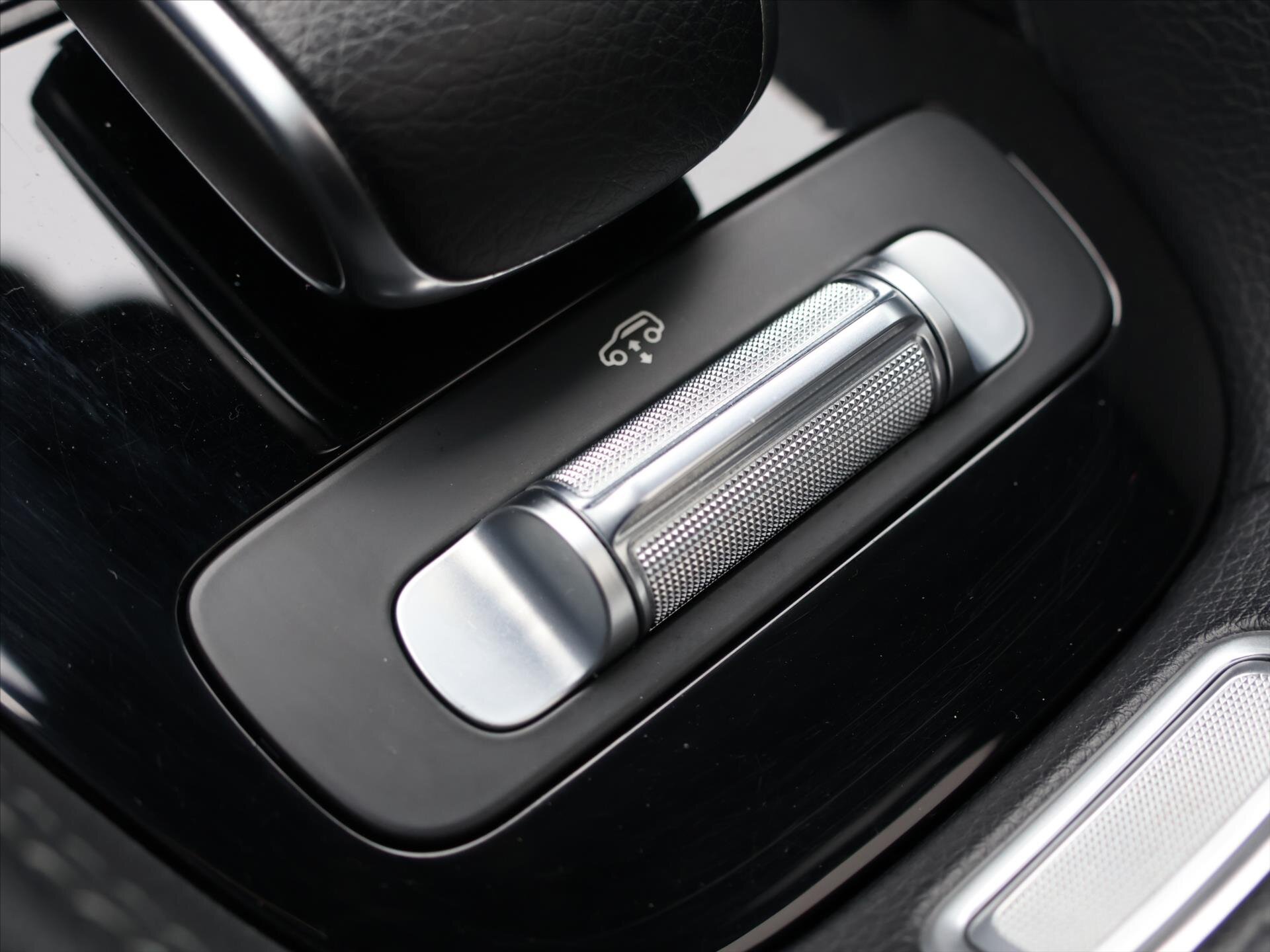 Mercedes-Benz GLE SUV / Terénní 3,0 l 270 kw