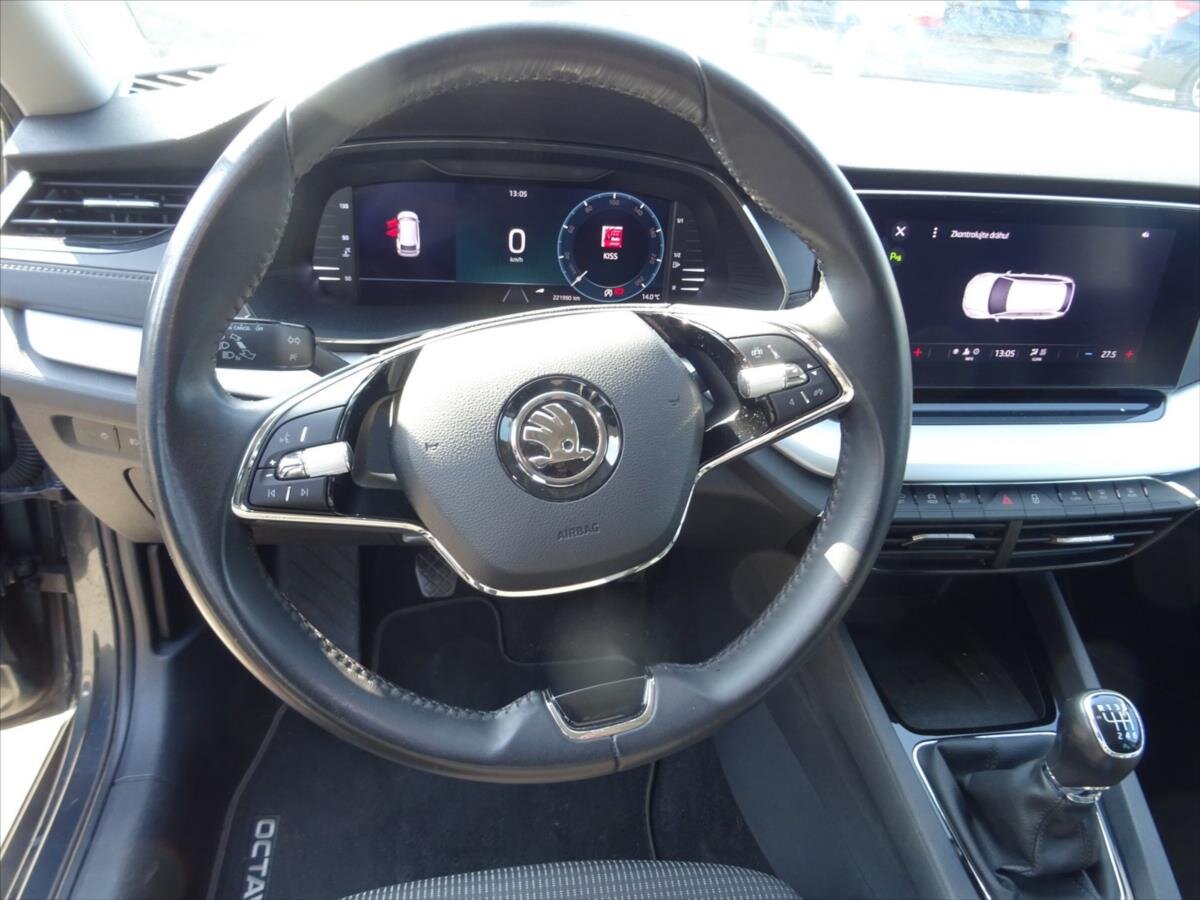Škoda Octavia Kombi 999,0 81 kw