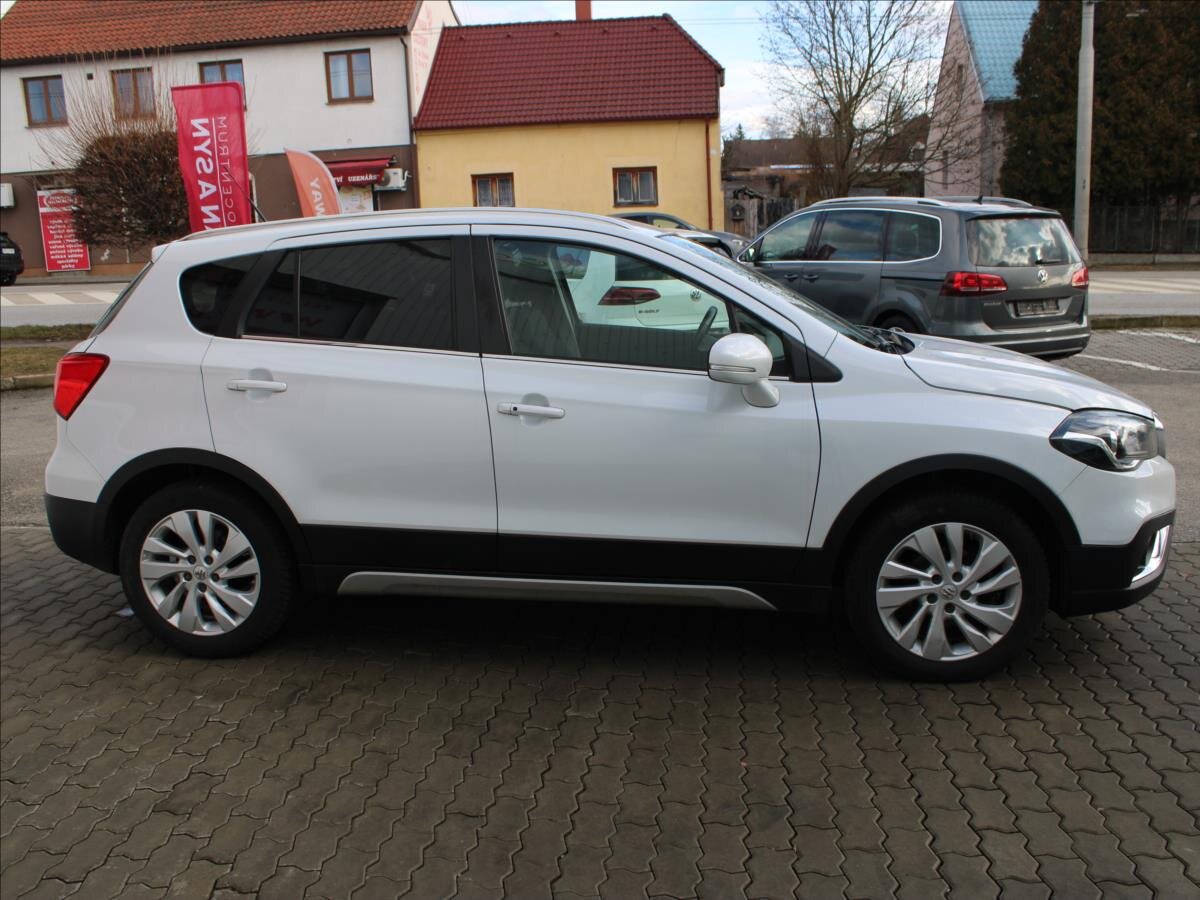 Suzuki SX4 S-Cross SUV 1,4 l 95 kw