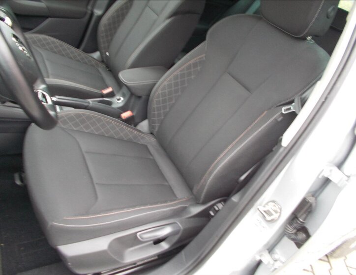 Škoda Kamiq Hatchback 1,5 l 110 kw