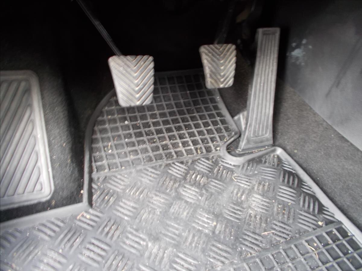 KIA Sportage SUV 1,7 l 85 kw