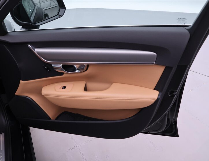 Volvo S90 Sedan 2,0 l 187 kw