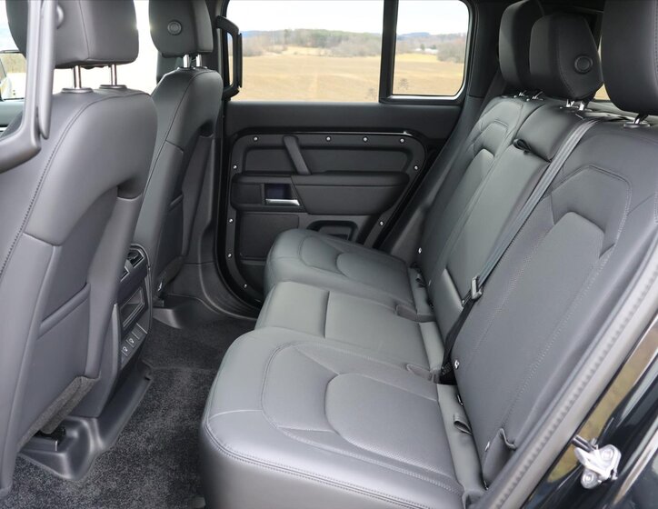 Land Rover Defender SUV / Terénní 5,0 l 313 kw