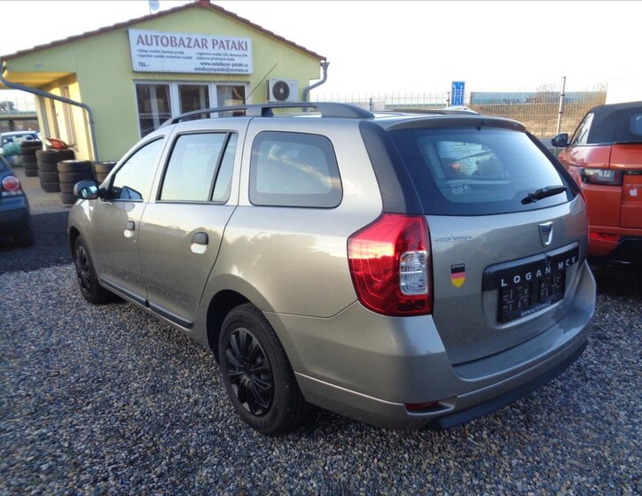 Dacia Logan 5