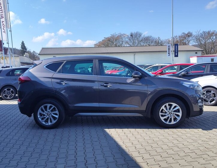 Hyundai Tucson SUV / Terénní 1,7 l 85 kw