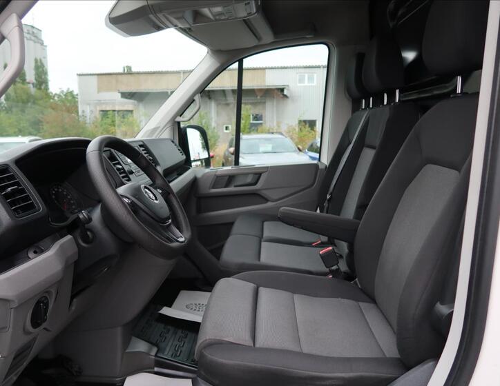 Volkswagen Crafter 12