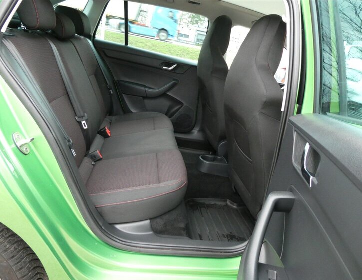 Škoda Rapid Hatchback 1,2 l 77 kw