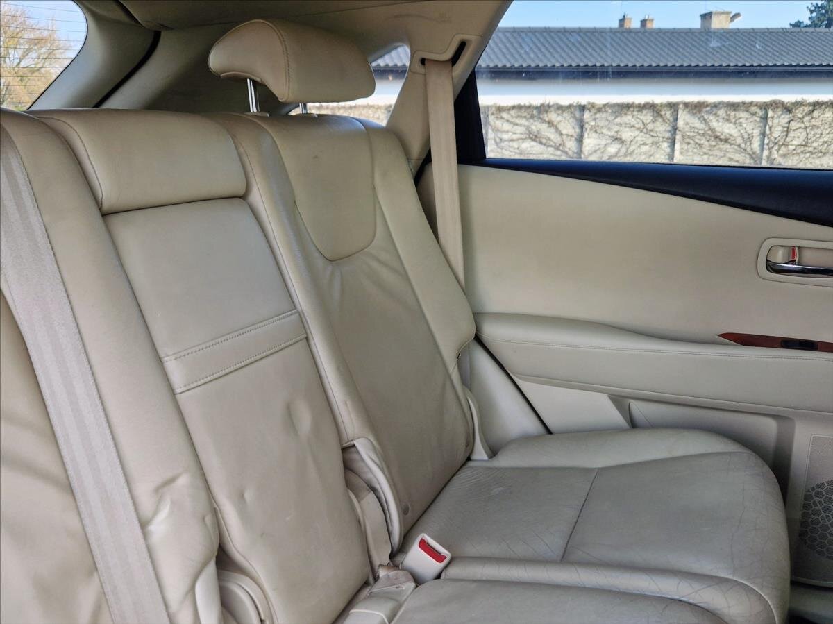 Lexus RX 450h SUV / Terénní 3,5 l 183 kw