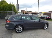 Volkswagen Passat Kombi 1,6 l 88 kw