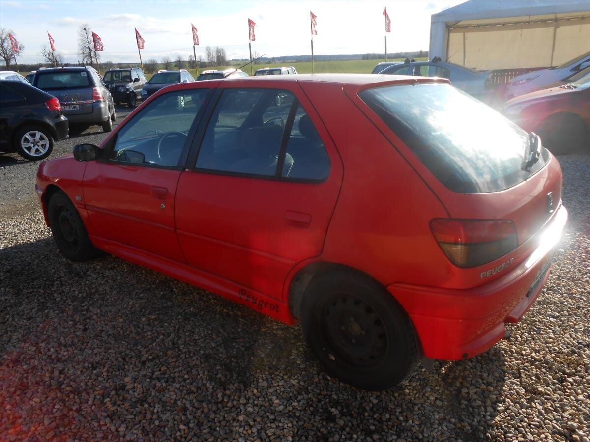 Peugeot 306