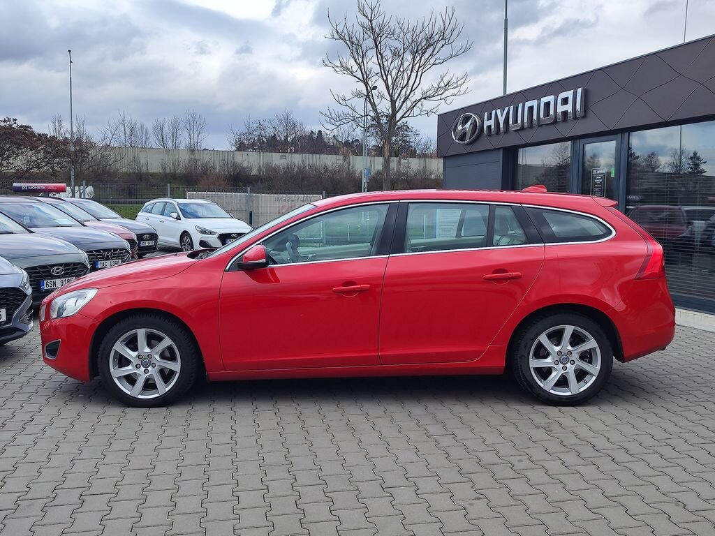 Volvo V60 Kombi 2,0 l 120 kw