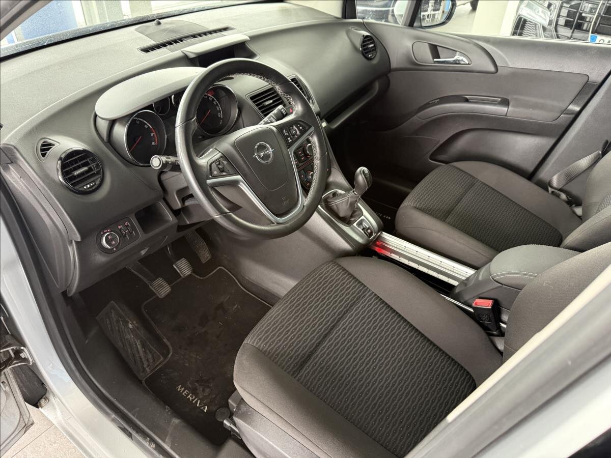 Opel Meriva MPV 1,4 l 88 kw