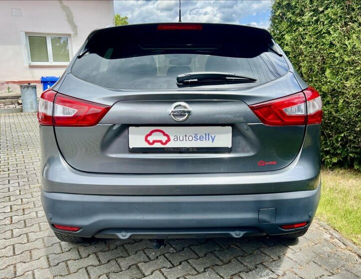 Nissan Qashqai SUV / Terénní 1,6 l 96 kw